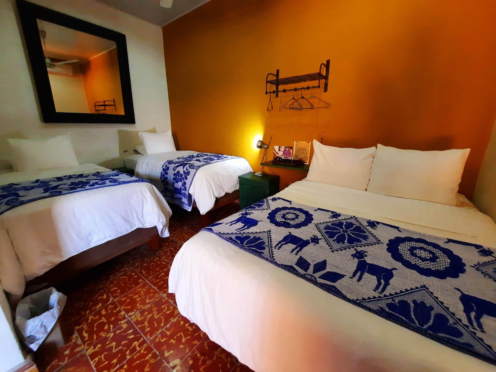 Hotel La Posada Del Doctor León Buitenkant foto