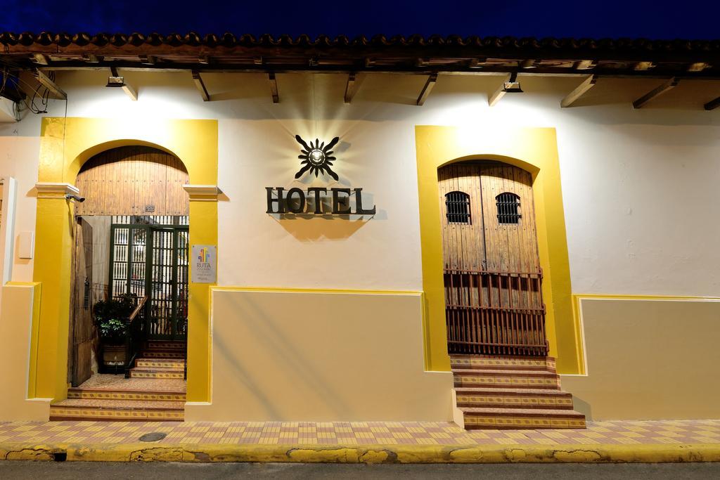 Hotel La Posada Del Doctor León Buitenkant foto